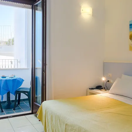 Hotel Gigli Salento 3*