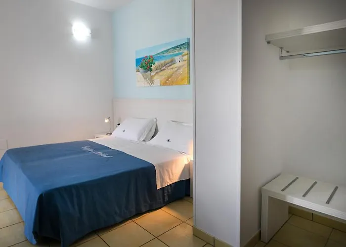 Gigli Salento מלון 3*